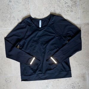 Lululemon Long Sleeve Top black size 8